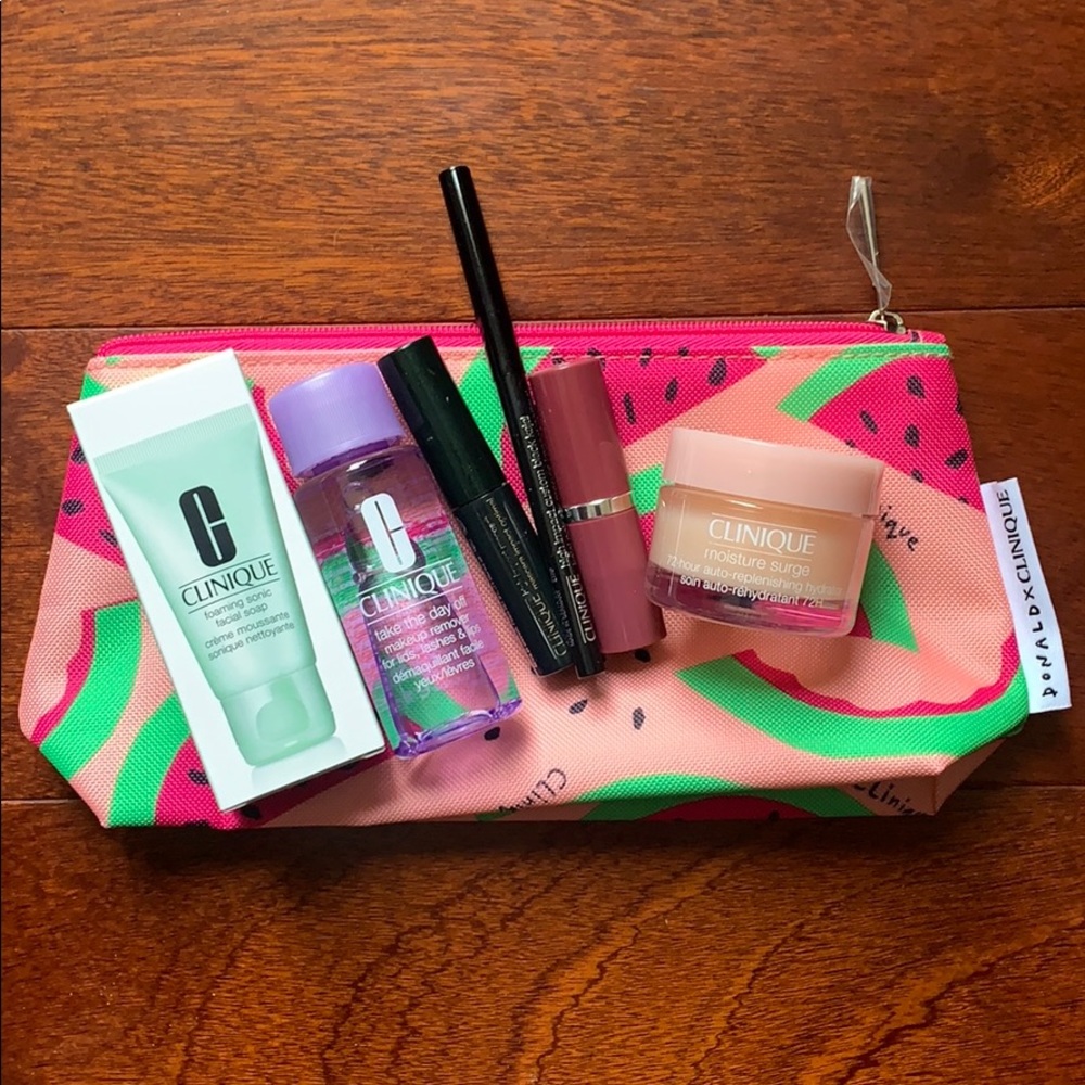 Clinique Sample Set